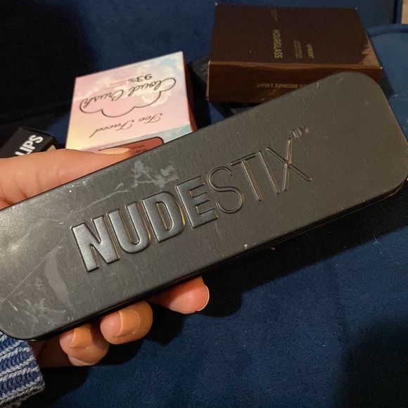 NudeStix Sculpting Pencil - Picture 3 of 6